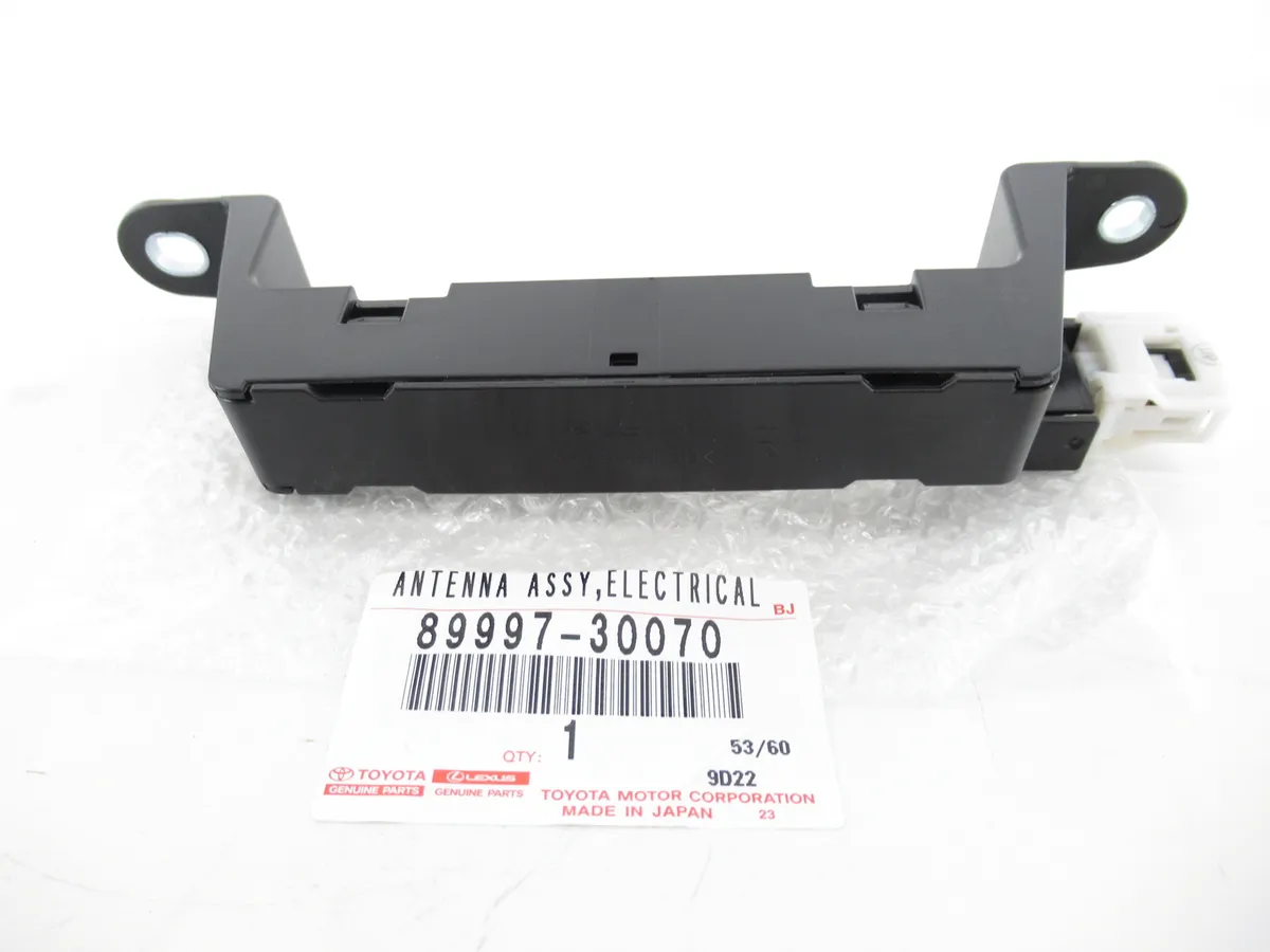 آنتن روی سپرغقب کرولا-2014-2016